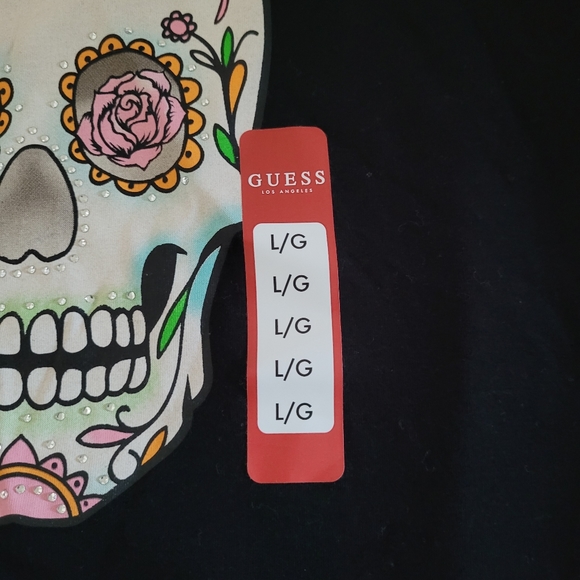 Guess❓Sugar Skull💀 Jet Black🖤 Graphic Skully Tee - NWT - Picture 11 of 16